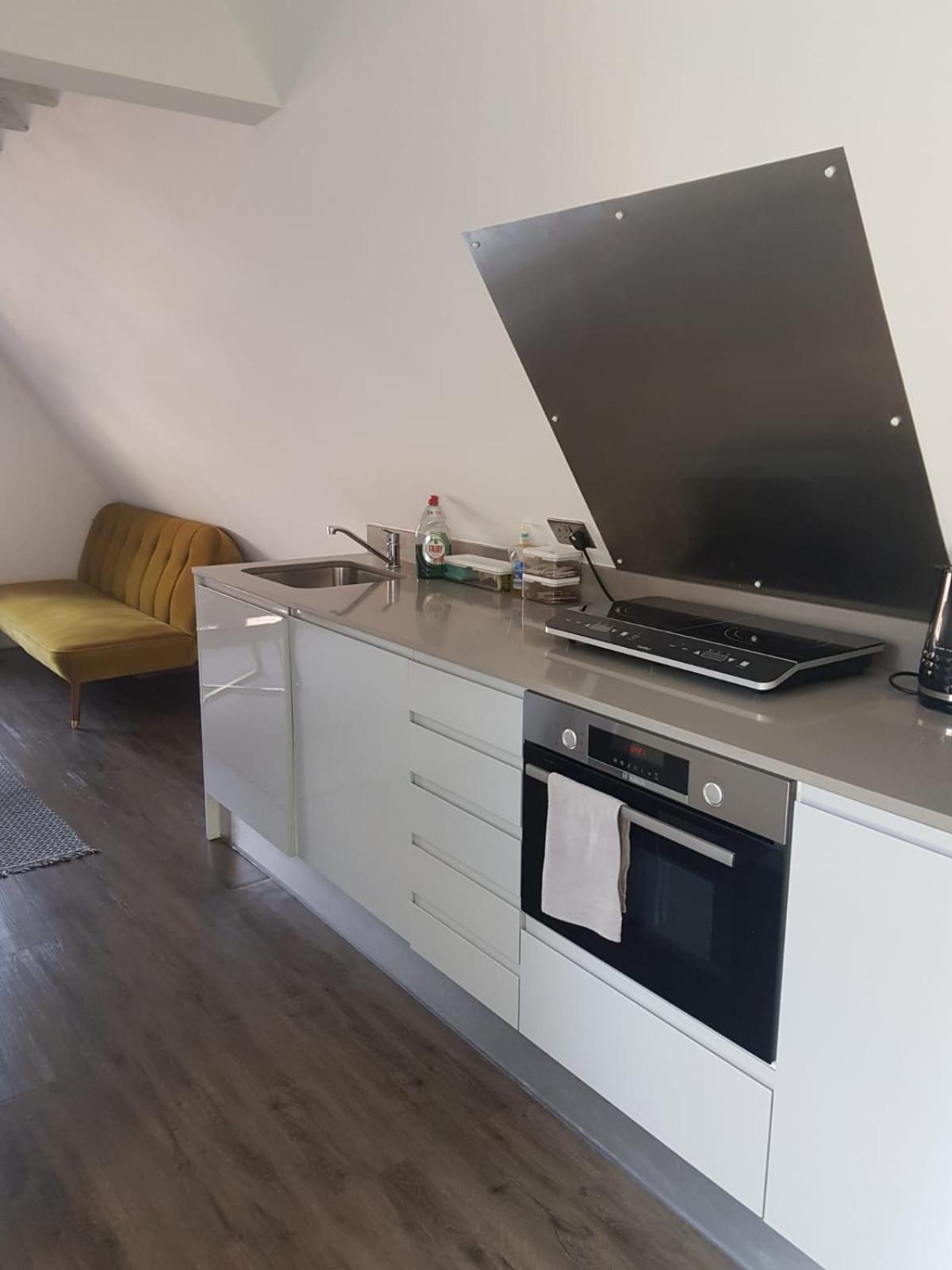 Nitehouse Apartman Reading Szoba fotó